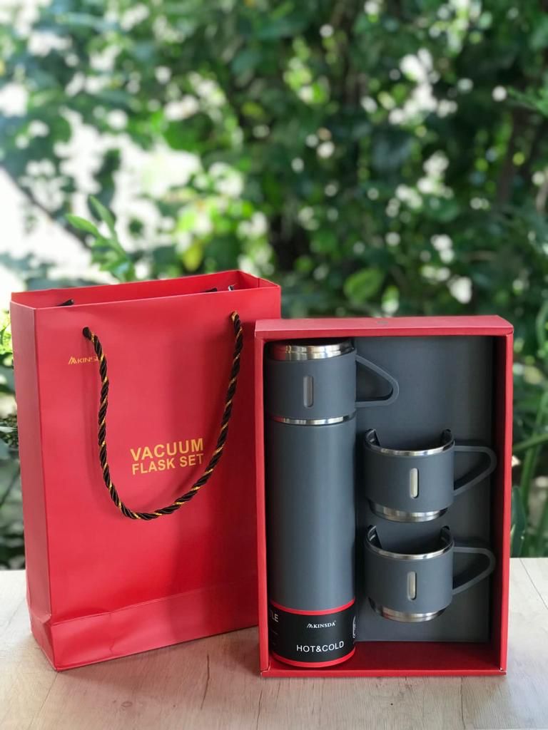 termo con 3 tazas - Image 2