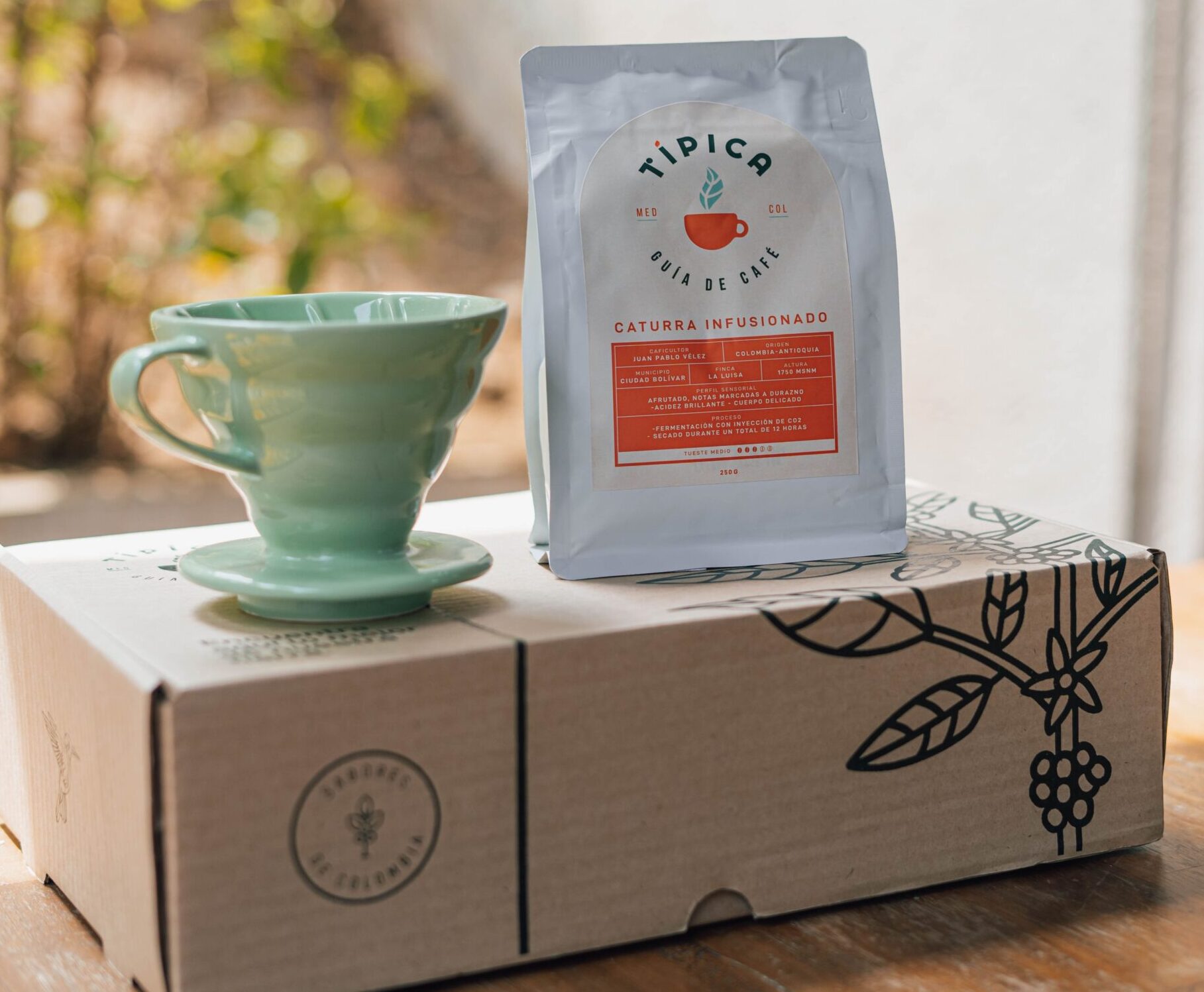 Kit Dripper Cerámica + Café Durazno 250g