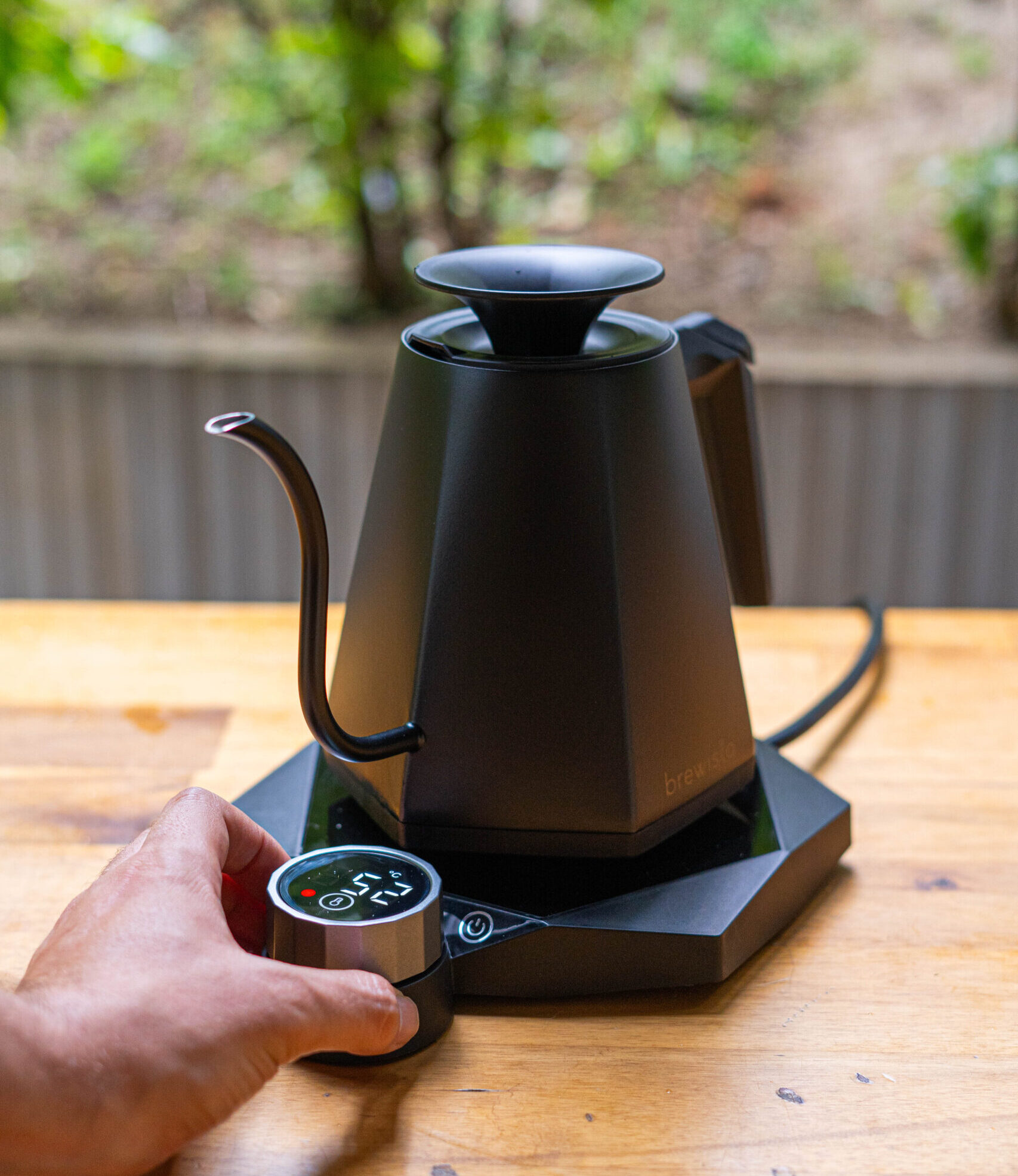 Tetera Brewista Negra